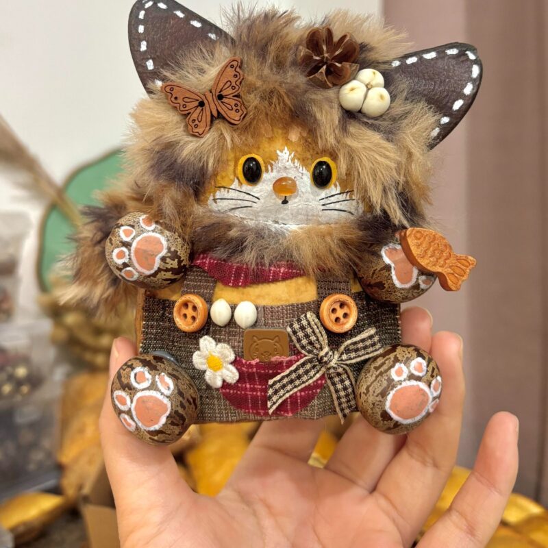 Pod Baby – Butterfly Paws Cat