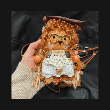 Curly Scholar Pod Crossbody Bag