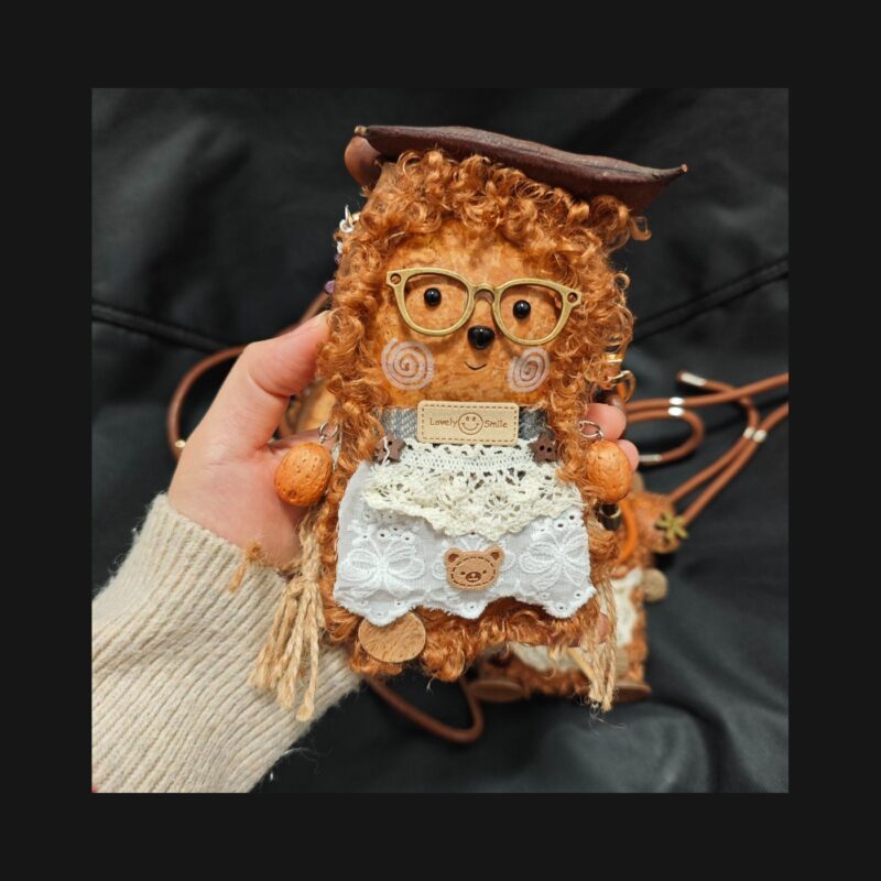 Curly Scholar Pod Crossbody Bag