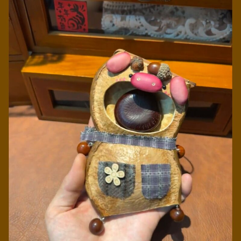Kastanie Taschen-Schweinchen Pod Baby