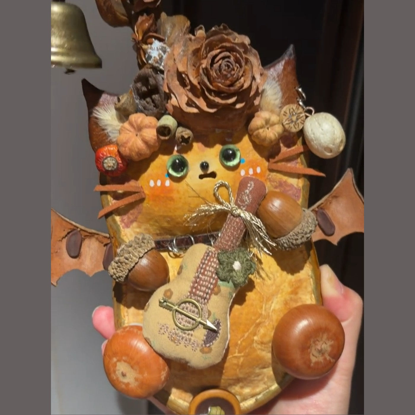 Bat-Wing Pod Baby – Woodland Cat Bard