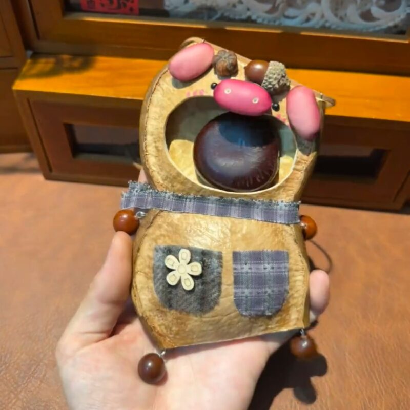 Kastanie Taschen-Schweinchen Pod Baby