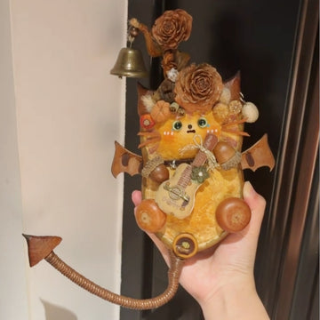Bat-Wing Pod Baby – Woodland Cat Bard